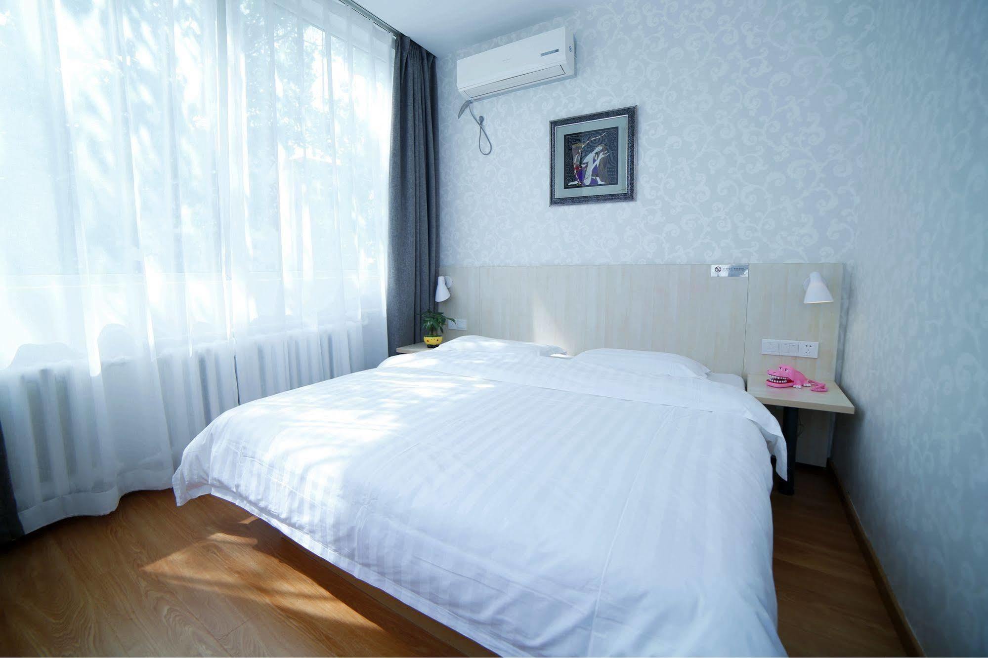 Beijing Sicily Hotel Exterior photo
